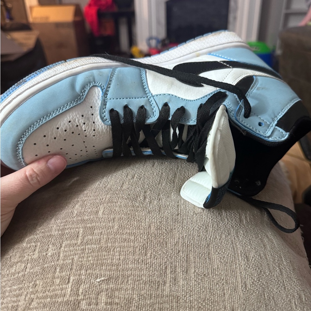 Nike Womens Sky Blue and White Sneakers